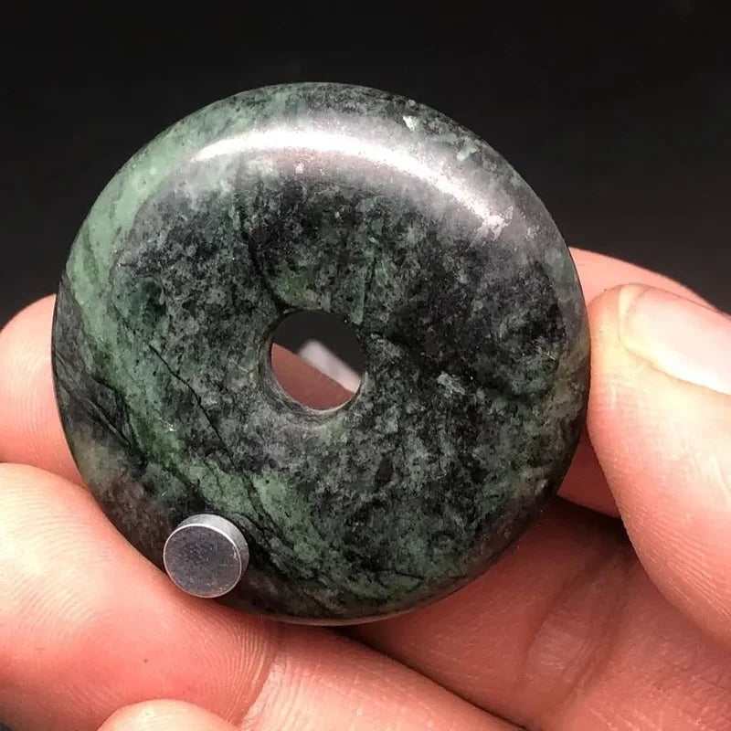 Natural Jade, Hidden Jade, Medicine, King Stone, Safe Buckle, Nostalgic Pendant, Men's and Women's National Style Pendant
