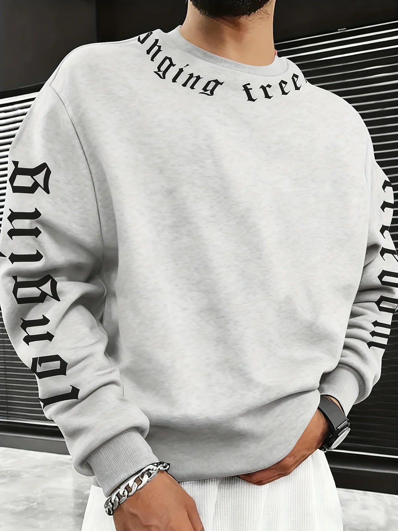 2026 Autumn/Winter Men's Round-neck Sweatshirt with Letter Print - Comfortable Soft Casual Fashionable Outdoor Men's Clothing