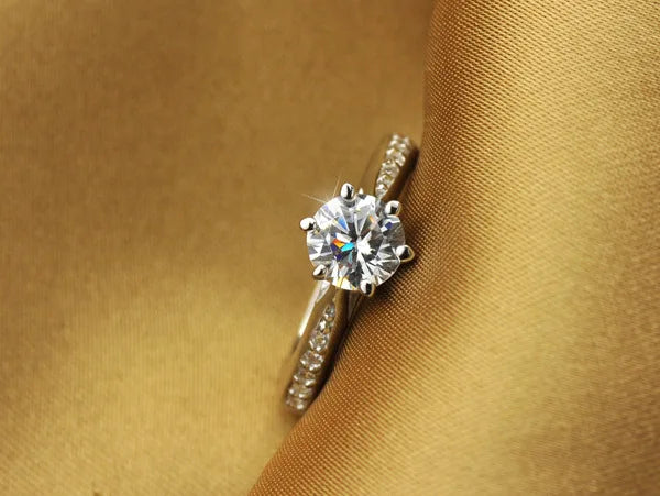925 Sterling Silver Classic Diamond Ring for Women